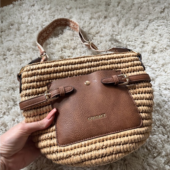 Gussaci Handbags - Brown and Tan Woven Women's Gussaci cute tote Bag